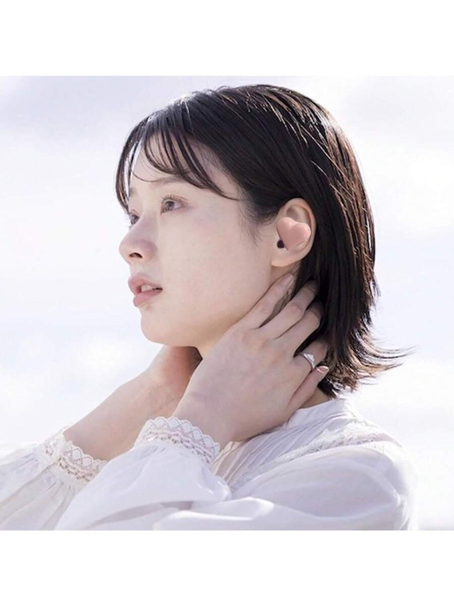 Heart Shaped Bluetooth 5.3 Earbuds – HiFi Stereo Noise Canceling In-Ear Headphones with Charging Case for Couples Valentine Travel Sport